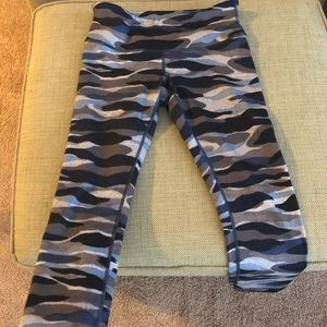 Lululemon crop pants